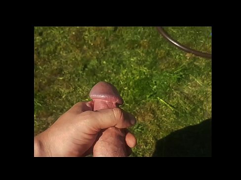 ❤️ Hottie si fa scopare a figa rosa è cums cun un squirt in un giardinu d'estate Video porno à co.newautoglass.ru ❌